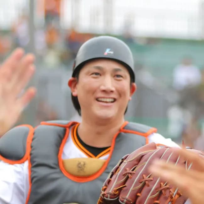 【巨人】小林誠司が今季初昇格へ　大城卓三が２軍の試合前練習に合流