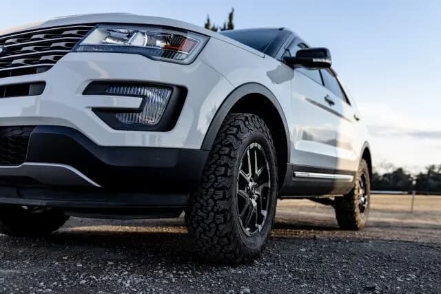 外車ってなんで高いんや？