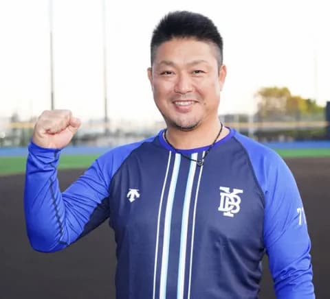 DeNA村田修一コーチ、来季から２軍監督に就任