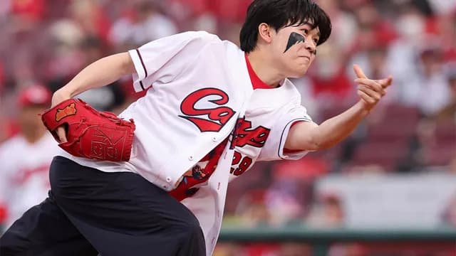 カープ鈴木福、美麗アンダースローで始球式！鈴木健矢の現ドラ移籍に「鈴木繋がりに縁を感じた。95点ぐらい」