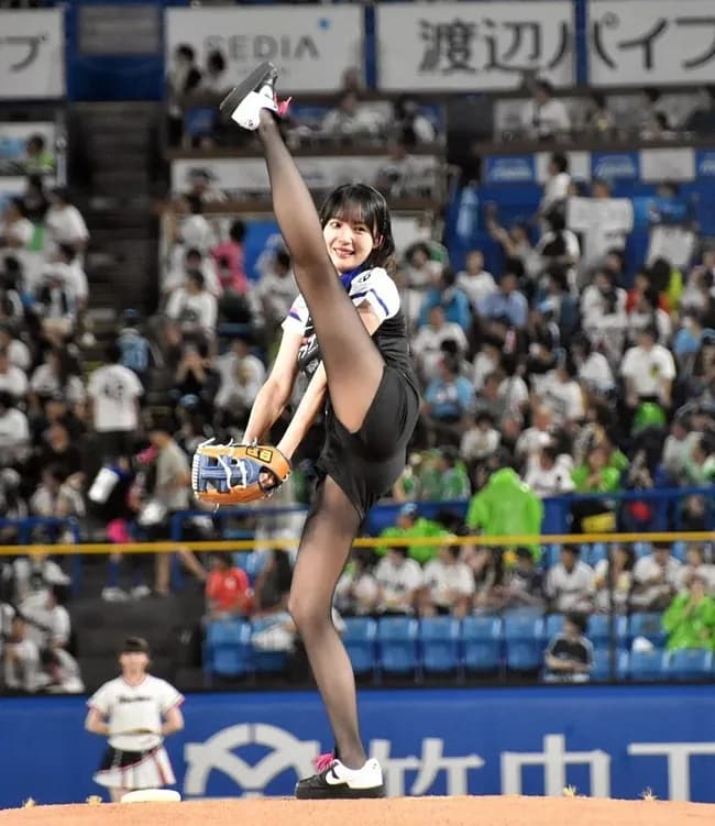 【画像】岡田紗佳とかいうプロ始球式女子ｗｗｗｗｗｗｗｗｗ