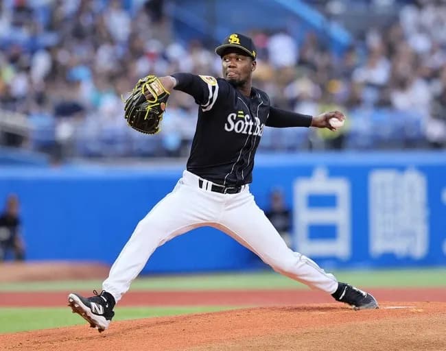 【難問】8回無失点18奪三振117球の先発がいます。スコアは2-0です。続投させますか？