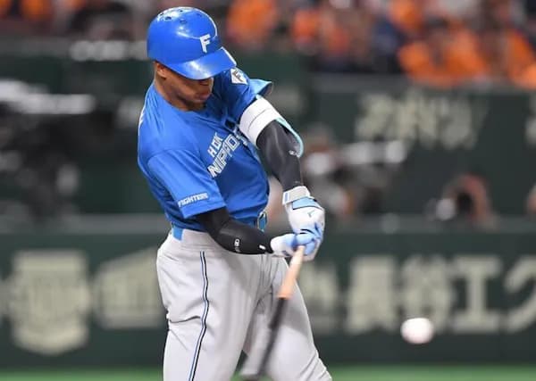 東京ドーム、楽しい　万波伏見水谷の1イニング3発ｗｗｗｗｗ