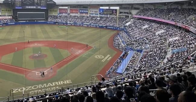【プロ野球】千葉ロッテの新球場、34年にも開業へ　幕張メッセ駐車場に屋外型