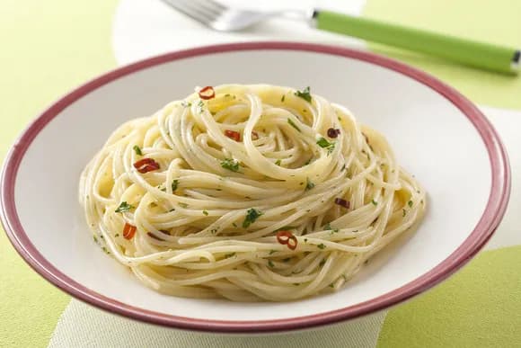 【悲報】素人の作るペペロンチーノ、想像以上に不味すぎるｗｗｗｗｗｗ