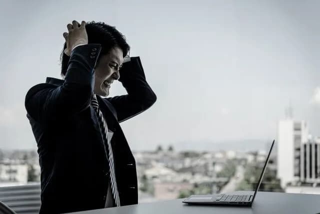 同僚が不倫したのがバレて左遷されたんやが