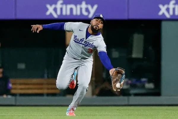 【悲報】ロサンゼルスドジャースさん、守備が酷すぎる