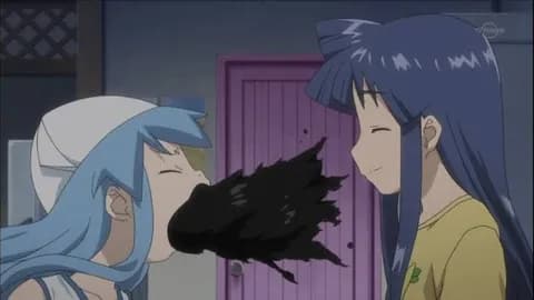 (ヽ´ん`)「牛丼屋行く時は家で卵黄だけ口に入れてペロッて吐き出してる」