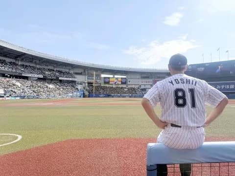 千葉魂　吉井監督のラストタクト　選手たちとの別れ、緩んだ涙腺　千葉ロッテ（第５００回）