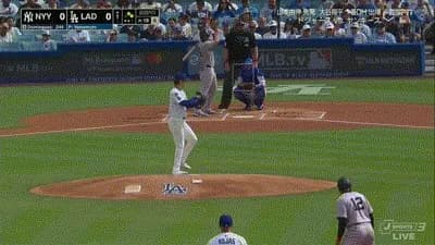 ドジャース・山本由伸、初回にヤンキース・ドミンゲスにタイムリーを打たれ先制点を許す…