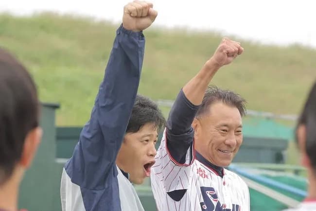 ヤクルト池山監督「野手のキーマンは塩見(32)。ムードメーカー。みんなを笑顔にする。元気だけは◎」