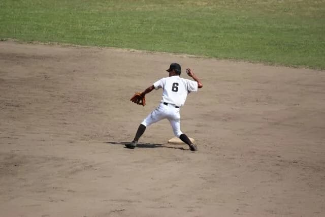 野球オタ「ショート(遊撃手)は野球の花形ポジション」ワイ「さぞ有名な選手ばかりなんやろうなあ」