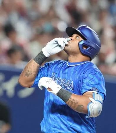 ビシエド(36).296 出塁率.321 長打率.519 OPS.840←正直な感想