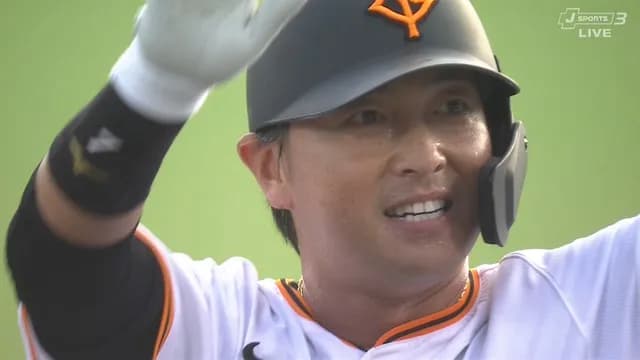長野久義(40) CS切り札だ！ 阿部監督「元気そうだったから」ベンチ入り