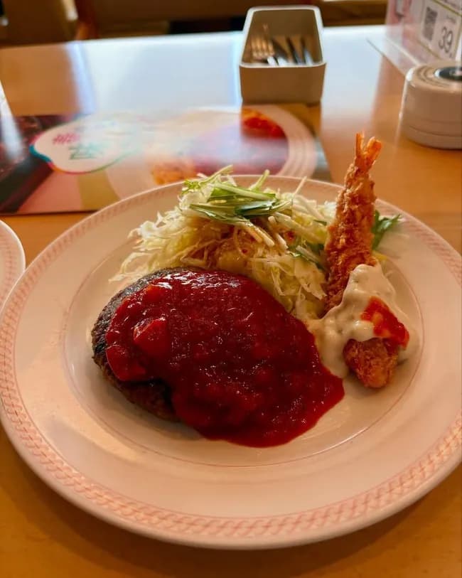 【画像】ジョイフルのコスパランチ、500円なのにシェフを呼ぶレベルのお味ｗｗｗｗｗｗ