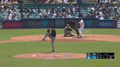 ドジャース・ルイーズ、今季第1号勝ち越しソロホームラン！！！！！！！！！！！！