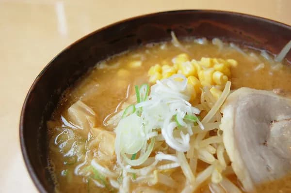 メディア「ラーメンには1000円の壁がある」←これ