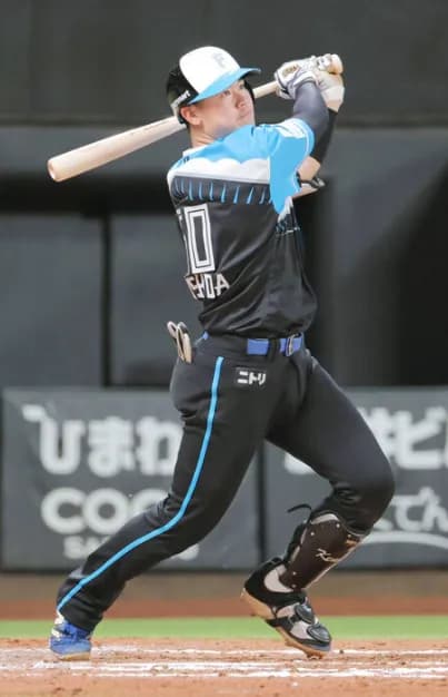 【日本ハム】新庄剛志監督「落合さんかと思った」 吉田賢吾が右越え3号ソロ!3本全て逆方向への一発