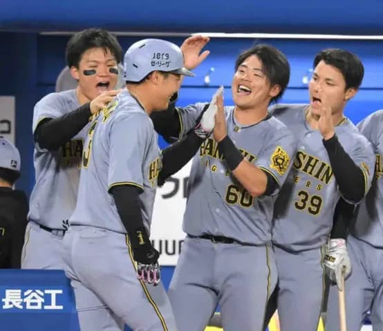 阪神　近本光司に「かわいい」の声続出　今季１号決勝弾の大山を手荒くなでなで「２人のやりとりが尊い」「大山さん可愛すぎる」