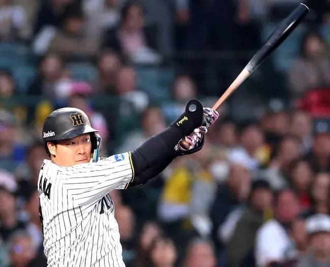 阪神・大山　魚雷バットで初回先制打　実戦ではチーム初使用