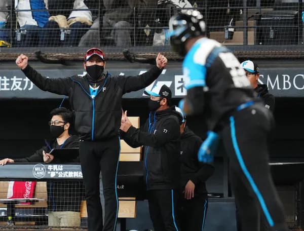 日本ハム「バントも犠牲フライも要らん！HR打てばええんや！」