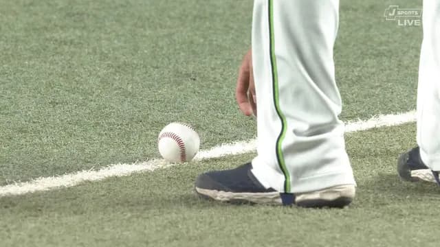 奥川、スクイズがファールになるか見極めてたら進塁されるｗｗｗｗ