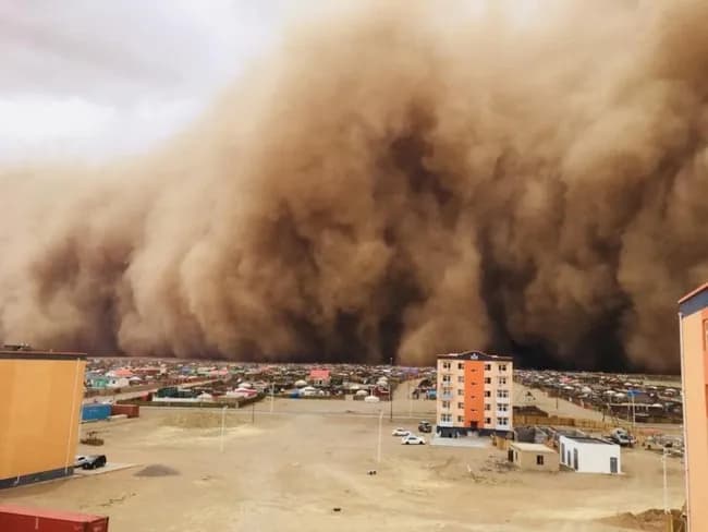 （画像）ドルジ「モンゴルの黄砂、すんごい～すんごい～🤣」
