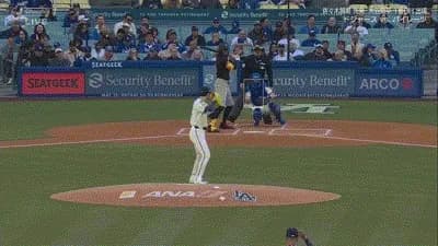 ドジャース・佐々木朗希、初球先頭打者ホームランを打たれてしまう…