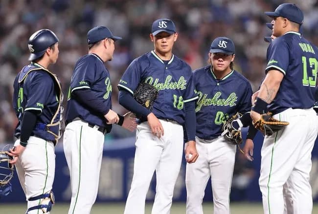 奥川 防御率5.75 被打率.333 WHIP1.62