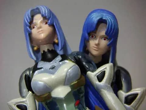 三大ゲームの売り上げに貢献した女キャラ、ライザ、2B