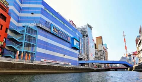 横浜駅西口の「相鉄ムービル」、２７年度中に解体着手　ＨＤが中計発表　跡地の開発や移設は