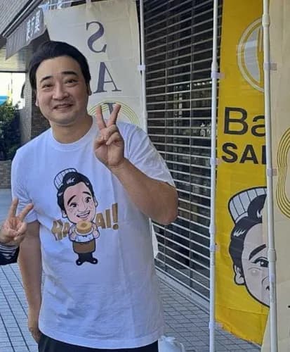 ジャンポケ斉藤慎二のバウムクーヘン屋、行列ができるほどの大盛況