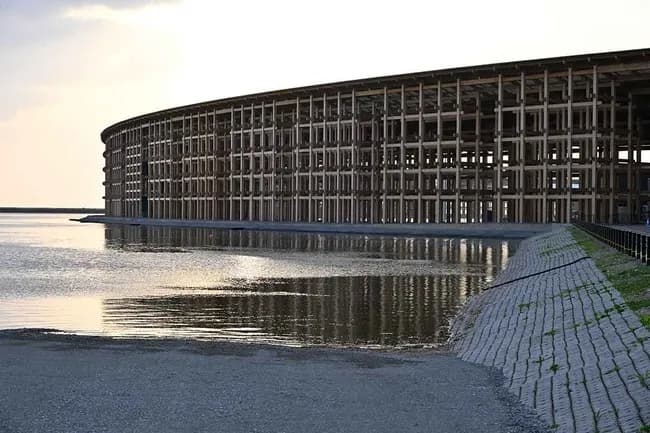 【悲報】万博リング、建材再利用すら不可能だった