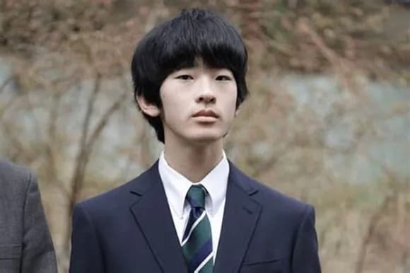 【朗報】悠二さま、陽キャ友達とガストで食事を堪能！女子学生にもモテモテｗｗｗｗｗｗｗｗｗ