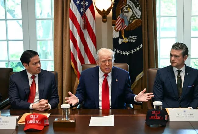 【悲報】ホワイトハウスで2時間超にわたり「閣僚がトランプ大統領を褒め称える会」が開催。