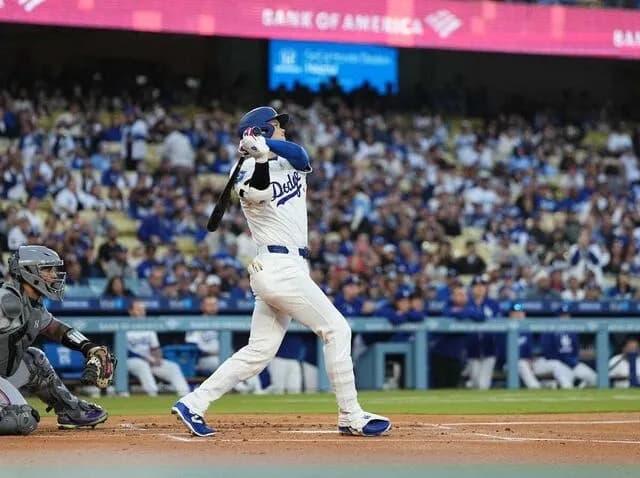 【悲報】大谷真美子の選曲、ジョジョ→セーラームーン