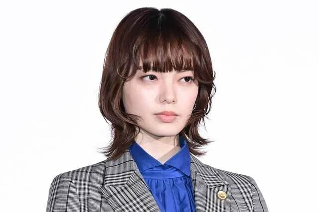 平手友梨奈（23）「ライブやる。チケットは0円。終わった後でそっちで値段決めて払ってくれ」