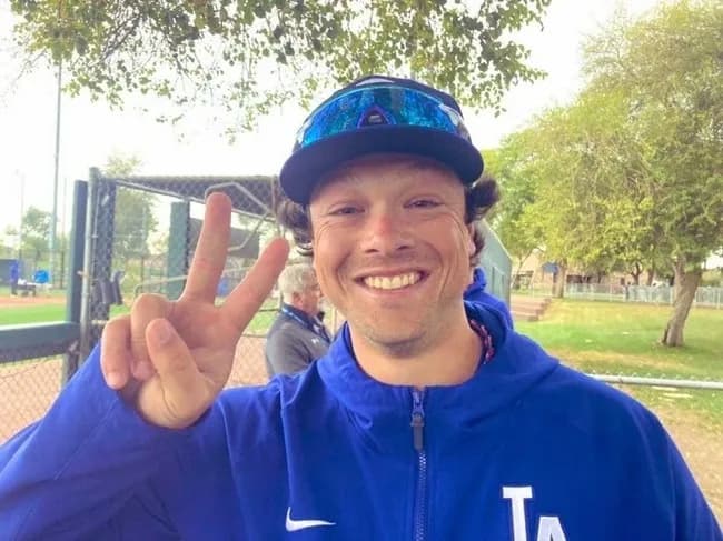 【朗報】ドジャース投手ディレクター「ワシが佐々木朗希のフォーシームを蘇らせた」