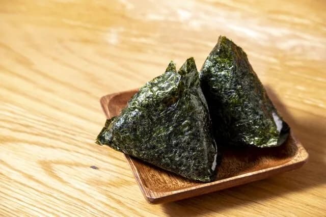 コンビニでおにぎりを2つ買うとしたら？←これめっちゃ悩むよな