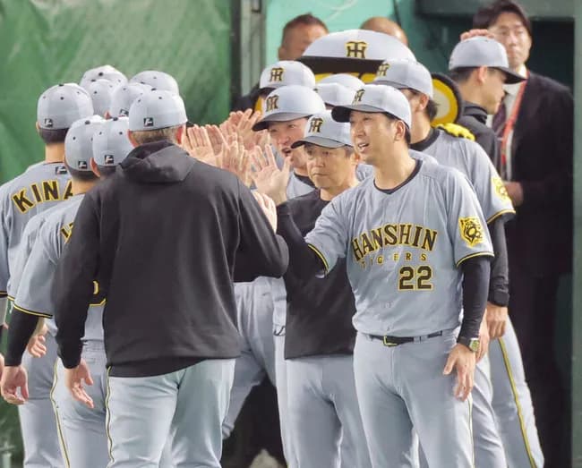 【阪神】藤川球児監督、富田＆ビーズリーの“ニコイチ先発”起用ズバリ「うまく、はまった」