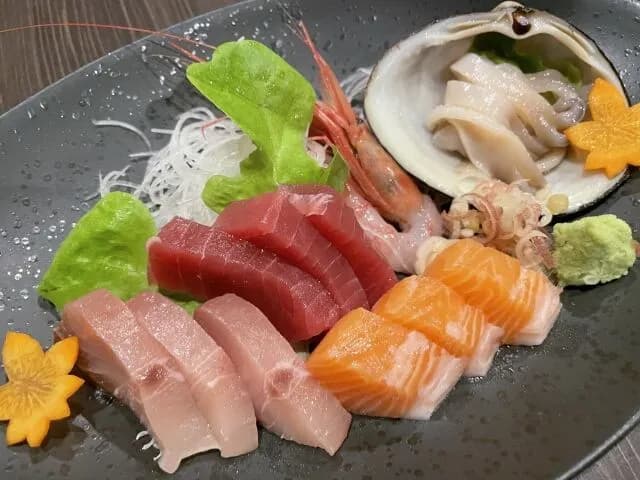 人生で一度も刺身食べたことないんやが初心者にオススメの刺身ってある？