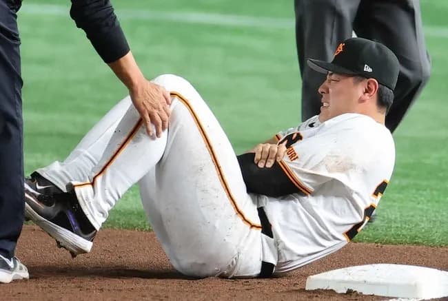 巨人・岡本和真が気丈にコメント「一日でも早く戻れるように頑張ります」　左肘の筋損傷で7日から故障班へ