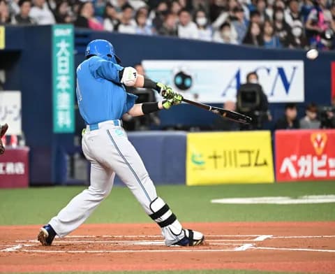 【日本ハム】清宮幸太郎が日本初「魚雷バット弾」　初使用でいきなり２安打３打点