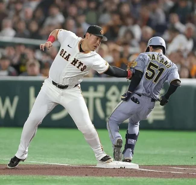 阪神・中野拓夢、巨人・岡本との交錯に「お互いが全力でやったプレー」