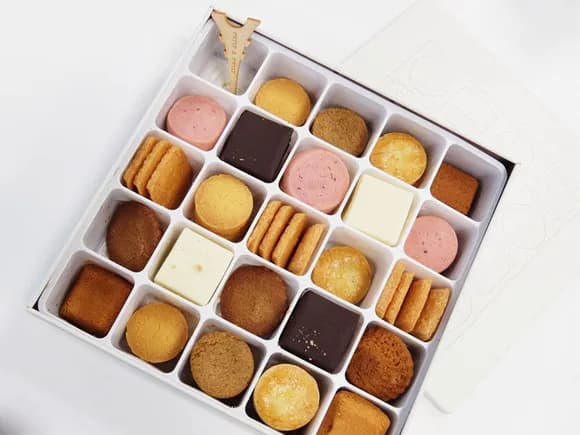 【朗報】 クレアおばさん、若返る