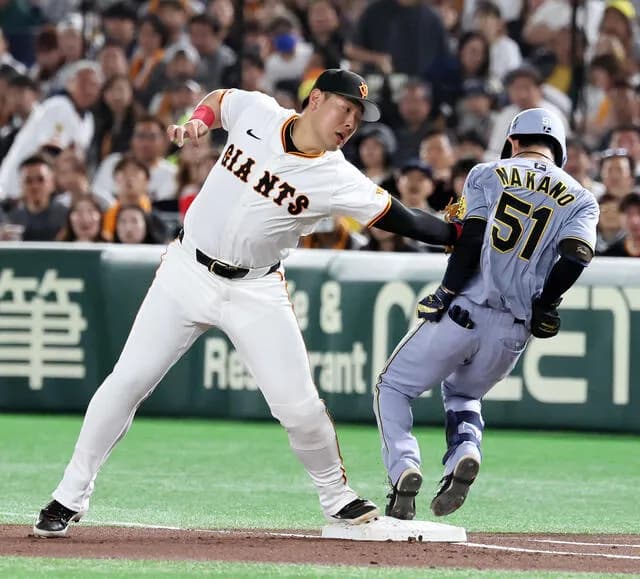 【正論】阪神中野くん、岡本との接触事故に言及「お互い全力やからしゃあない」