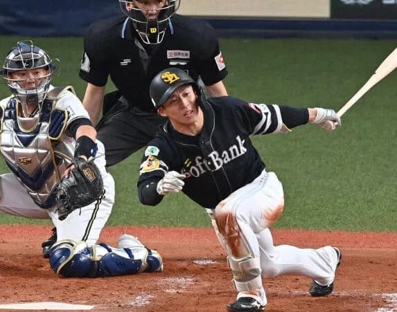 【朗報】満身創痍状態SB、首位オリックスを敵地で圧倒