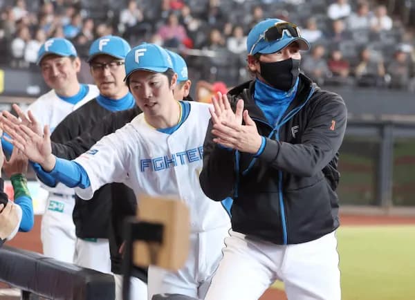 新庄剛志、北海道日本ハムファイターズをたった3年で強豪チームに変貌させる