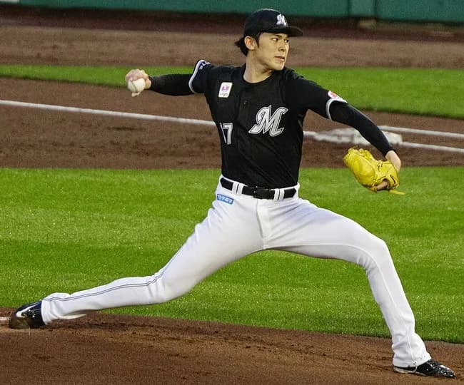 【行方不明】佐々木朗希(2022-2023)　35登板　2桁奪三振15回　220.1回308奪三振40与四球