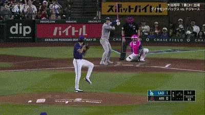大谷翔平、第三打席で９試合連続安打となるセンター前ヒット！！！！！！！！！！！！